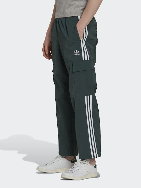 Adidas Adicolor 3-Stripes Ανδρικό Παντελόνι Cargo σε Relaxed Εφαρμογή Mineral Green