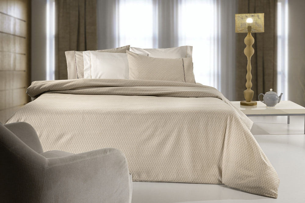 Guy Laroche Σετ Παπλωματοθήκη Φανελένια Υπέρδιπλη με 2 Μαξιλαροθήκες