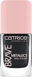 Catrice Cosmetics Brave Metallics Shimmer Βερνίκι Νυχιών Μακράς Διαρκείας Μαύρο 01 10.5ml