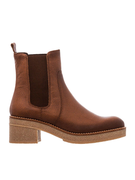 Marila Footwear