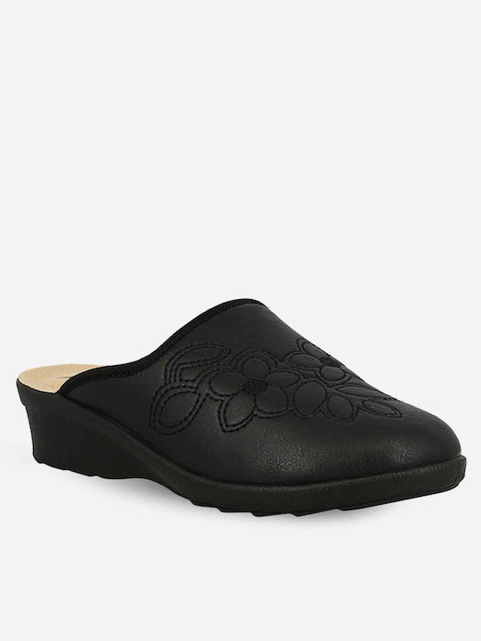 Parex Winter Women's Slippers in Black color