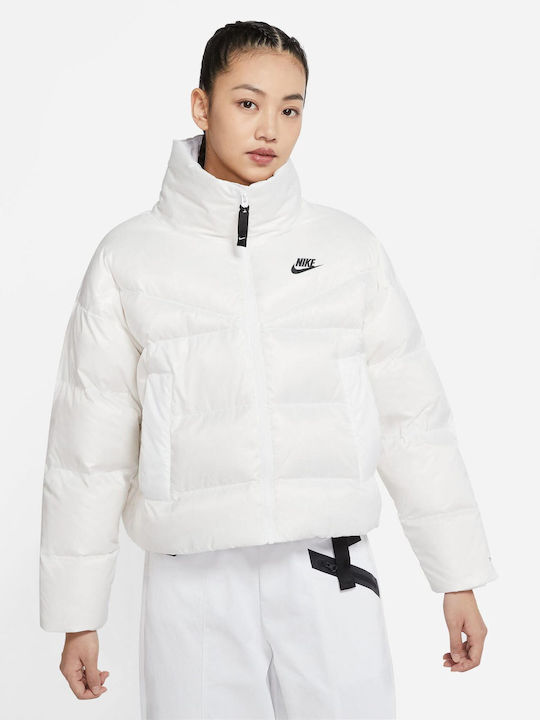 Nike Sportswear Therma Fit City Κοντό Γυναικείο Puffer Μπουφάν Αδιάβροχο για Χειμώνα Λευκό