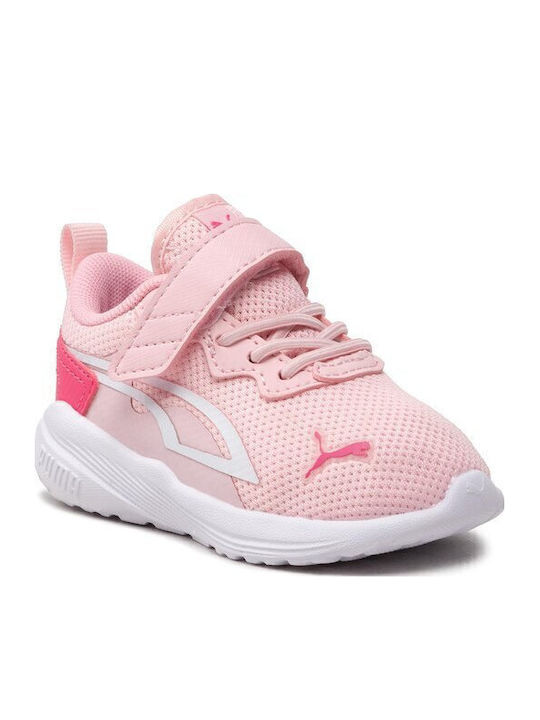 PUMA All-Day Active Kinder Sneakers mit Klettve...