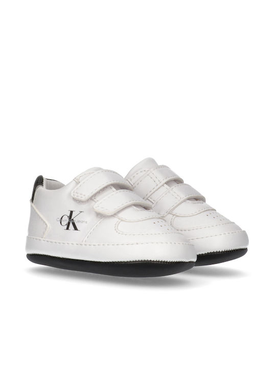 Calvin Klein Sneakers cu talpă moale pentru bebeluși Alb