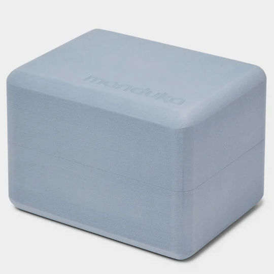 Manduka Recycled Foam Bloc de yoga în culoarea Albastru