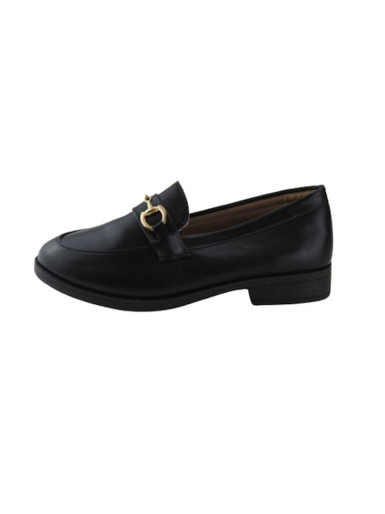 Moccasin in Black color with buckle