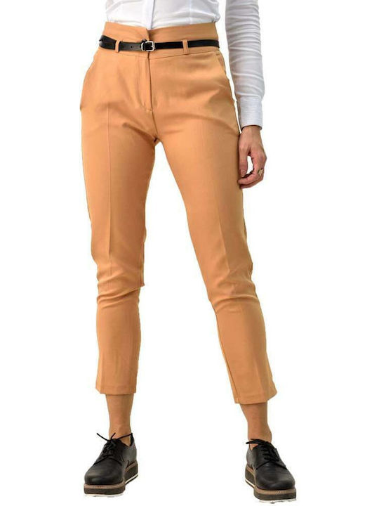 Potre Women's Cotton Capri Trousers in Slim Fit Beige