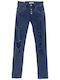 Damenjeans mit Rissen