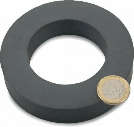 Magnitech Magnet Ferită clasic cu Gaură și Forță de Atracție 4kg 15x15mm 1buc