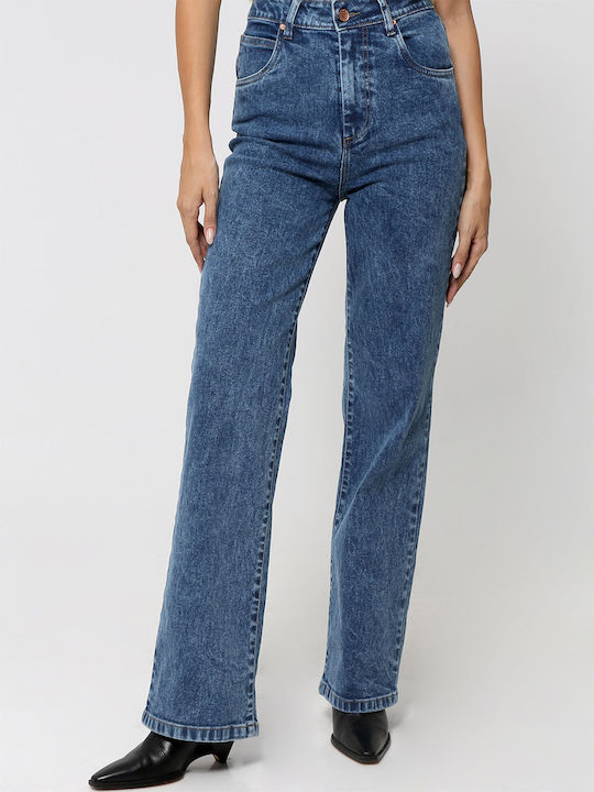Damenjeans in Weiter Linie