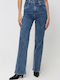 Damenjeans in Weiter Linie