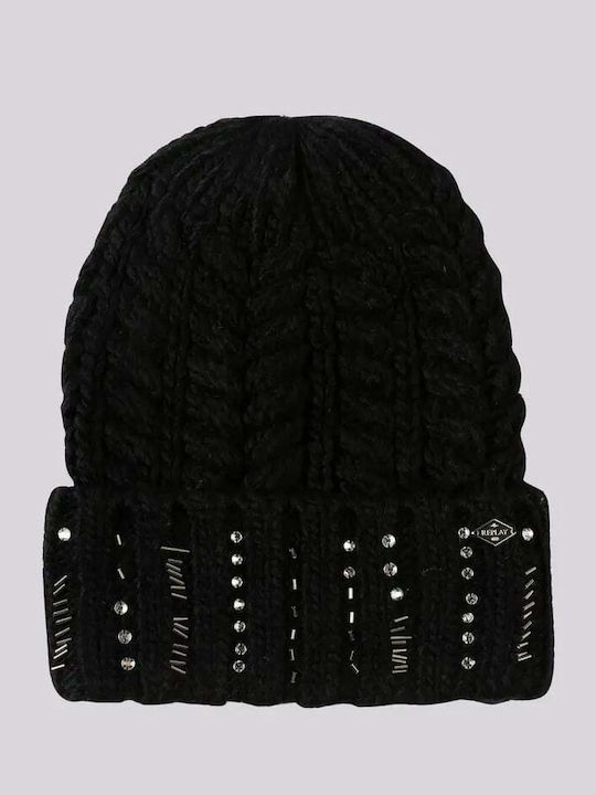 Beanie Unisex Beanie Knitted in Black color
