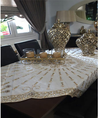 Set de Masă VS Home În Carouri 13 Bucăți K353 cu Broderie Ecru 120x120cm