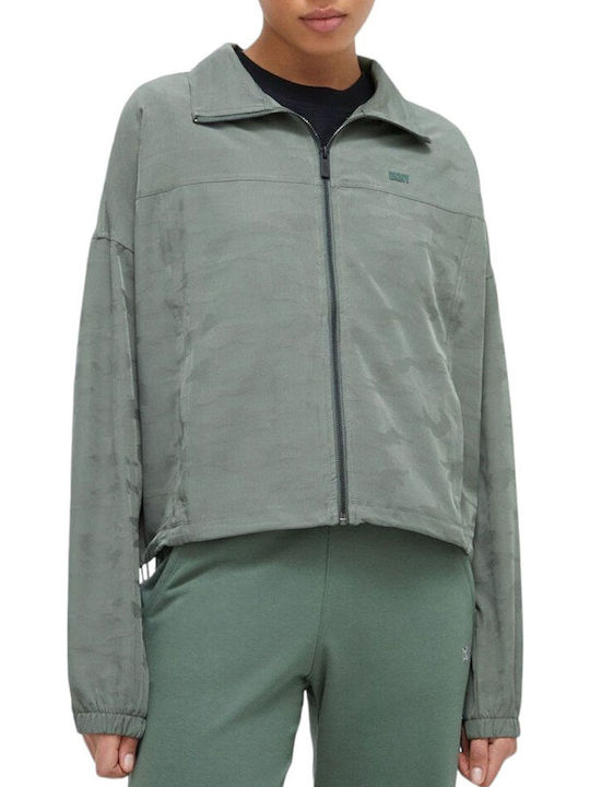 DKNY