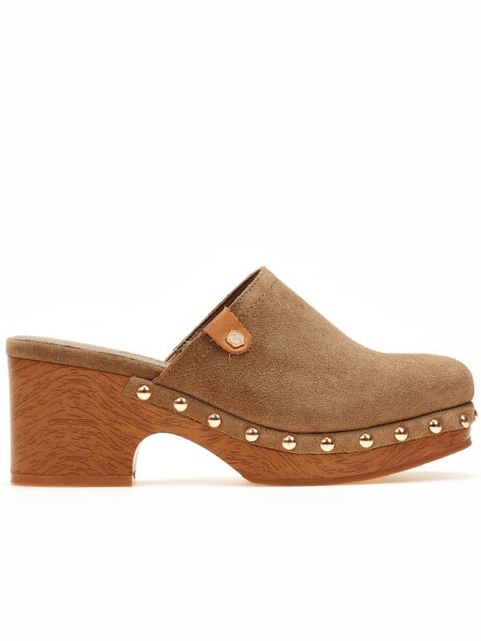 Carmela Footwear Δερμάτινα Mules με Χοντρό Χαμηλό Τακούνι σε Καφέ Χρώμα