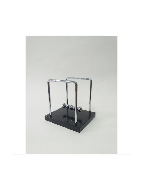Newton's Cradle for Office Decoration in Black color