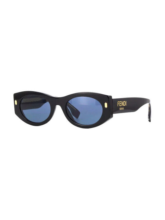 Fendi Women's Sunglasses with Black Plastic Fra...