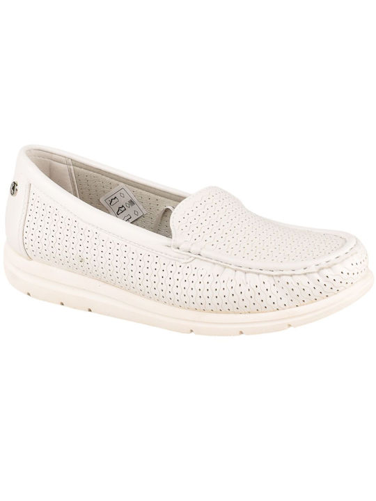 Amarpies Women's Moccasins in White Color