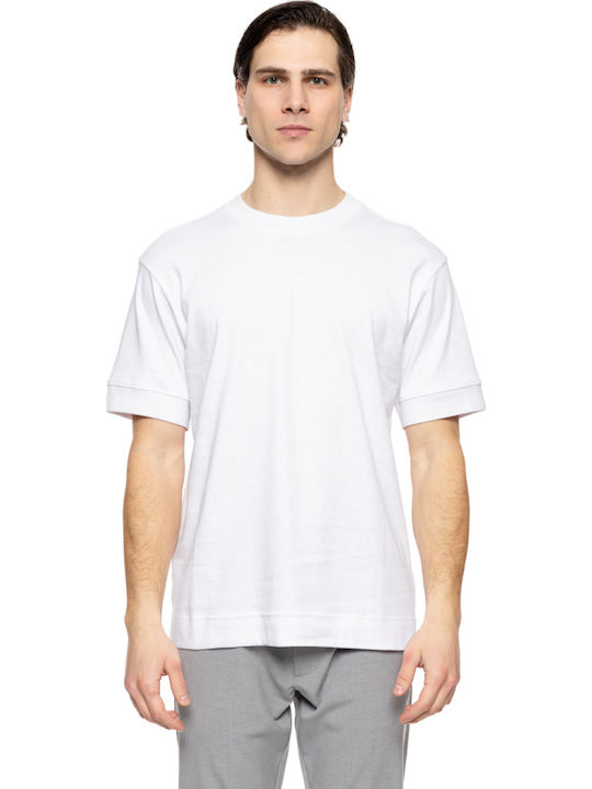 T-shirt White