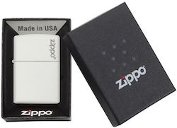 Zippo Classic Mattes Logo Winddichter Feuerzeug...