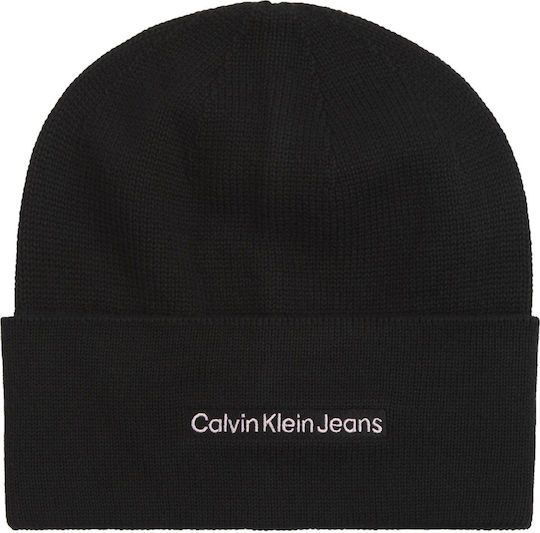 Beanie Unisex Beanie Knitted in Black color