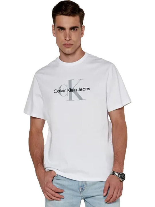 T-shirt White
