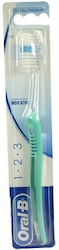 Oral-B Indicator 1-2-3 40 Οδοντόβουρτσα Medium Πράσινο (Τυχαία Επιλογή) Oral-B Indicator 1-2-3 40 Οδοντόβουρτσα Medium Πράσινο (Τυχαία Επιλογή)