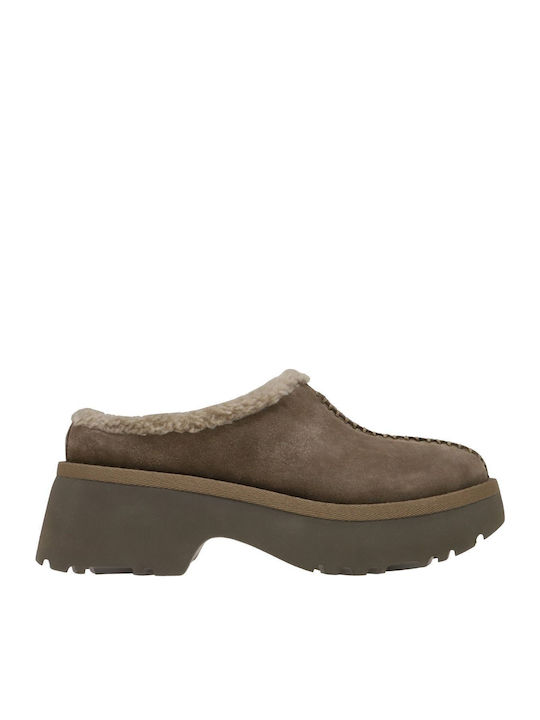 UGG New Heights Cozy Clog Winter Women's Slippe...