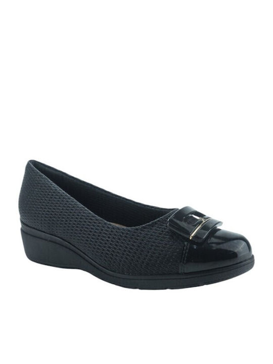 Women's Moccasins in Black Color