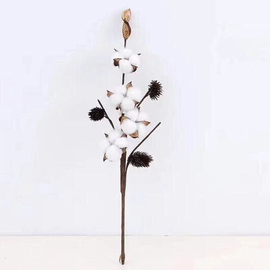 Blumenstrauß aus Dekorativen künstlichen Blumen Lalos Blumenstrauß aus Dekorativen künstlichen Blumen Lalos