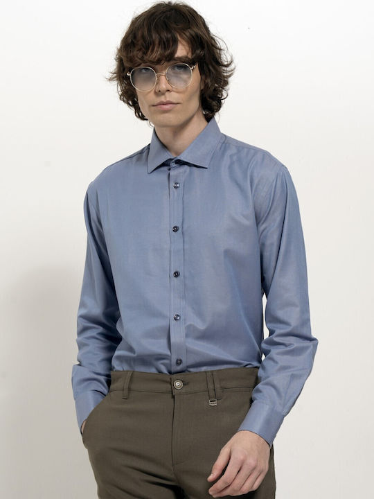 Tresor Long Sleeve Shirt in a Wide Fit Light Blue