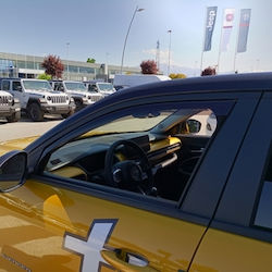 Farad Σετ Ανεμοθραύστες Μπροστινοί για Fiat 600 Jeep Avenger 5D 2023 2τμχ 14236