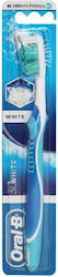Oral-B 3D White Periuță De Dinți Mediu Albastră