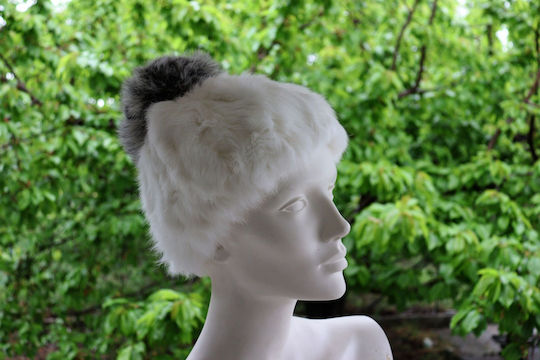 Pom Pom Beanie Unisex Beanie Gestrickt in Weiß Farbe