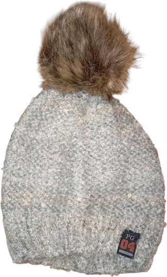 Pom Pom Beanie Beanie Knitted in Gray color