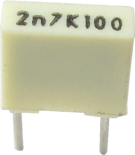 Capacitor Mkt 2.7nf 100vdc 63vac; 10%; Pitch:5mm; Kemet; 2.7nf 100vdc Polyester Film Capacitor 2700pf 0.0027uf