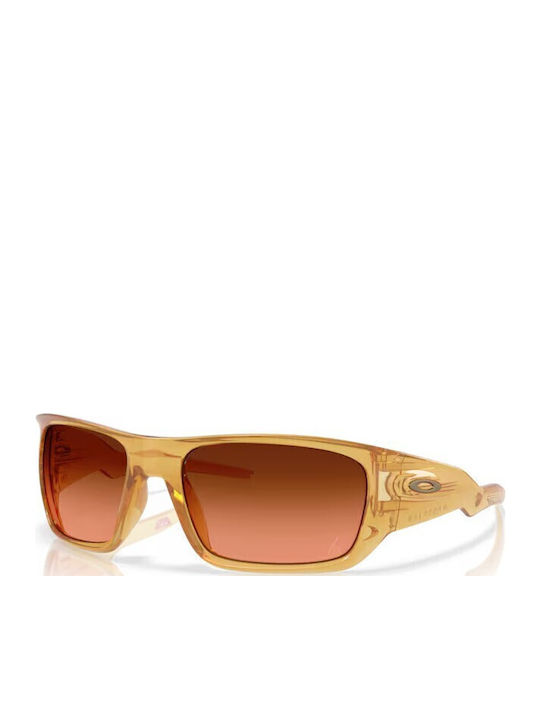 Oakley Prizm Women's Sunglasses with Gold Plast...