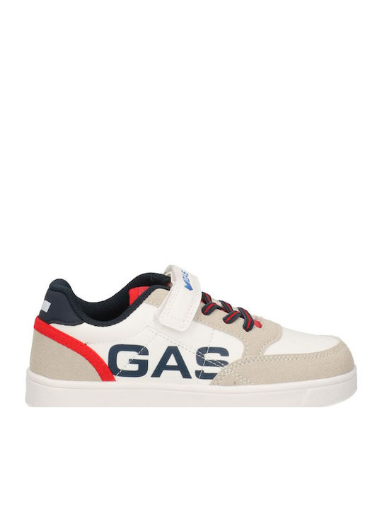 Gas