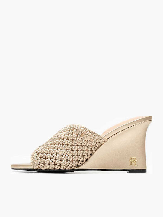 Leder Mules mit Absatz in Gold Farbe