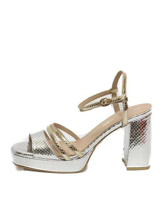 Gabriela Valeri Leder Sandalen Silber