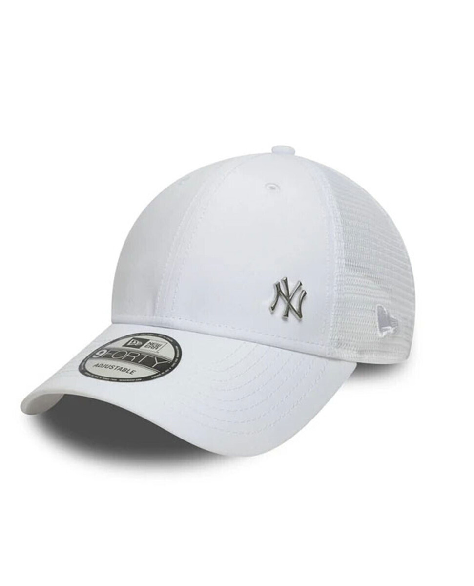 20250917150323_new_era_athliti