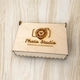 Holz-Fotobox mit Logo-Schlitz USB-Stick Code 1916