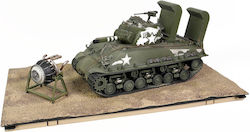 1/32 U.s Medium Tank Sherman M4 105 Hvss Deep Wading Gear Us Army 711th Tank Battalion Okinawa 1945 W 1 Figure 1/32 U.s Medium Tank Sherman M4 105 Hvss Deep Wading Gear Us Army 711th Tank Battalion Okinawa 1945 W 1 Figure