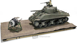 1/32 U.S Sherman M4 75 VVSS Окачване 57° Глациус и Малък Люк 753-ти Танков Батальон Густав Линия Италия 1944 с 1 Фигура