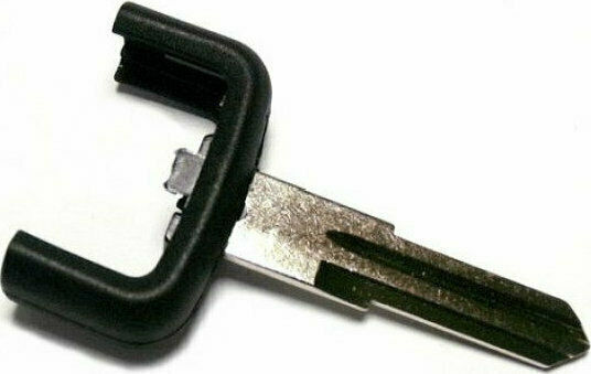 Silca Car Key with Immobilizer Socket
