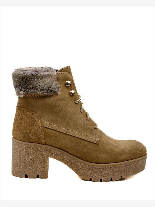 Marila Footwear