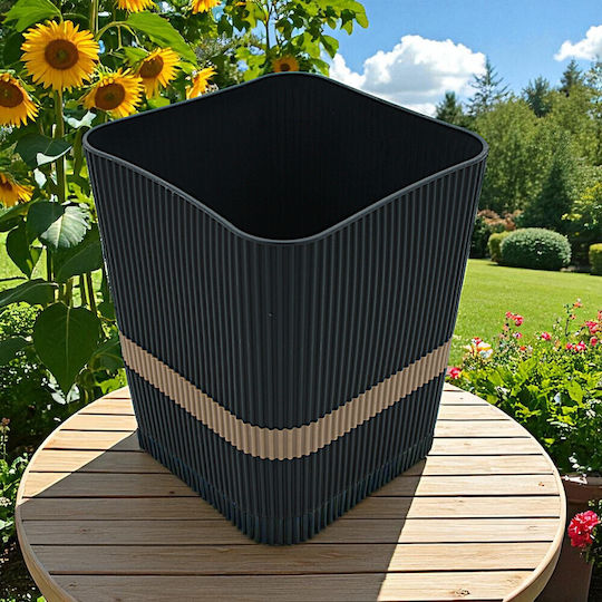 Topf Kunststoff Two-tone Black mit Untersetzer 16x18x15cm.