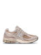 2002r Sneakers Beige