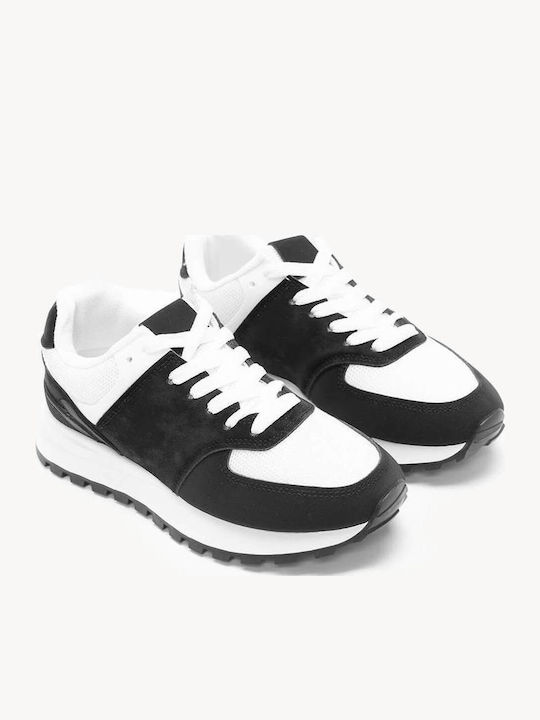Adidași Negri Contraste De Culoare Și Design Perforat