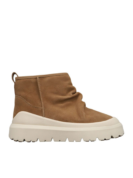 UGG UGG